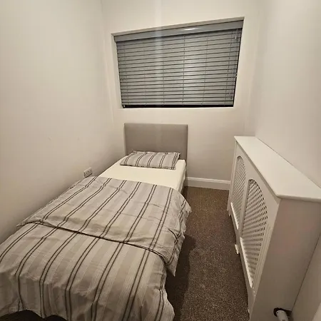 招待所 Modern One-bed In Tulla