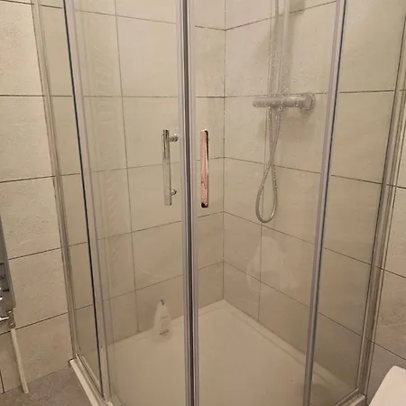 招待所 Modern One-bed In Tulla